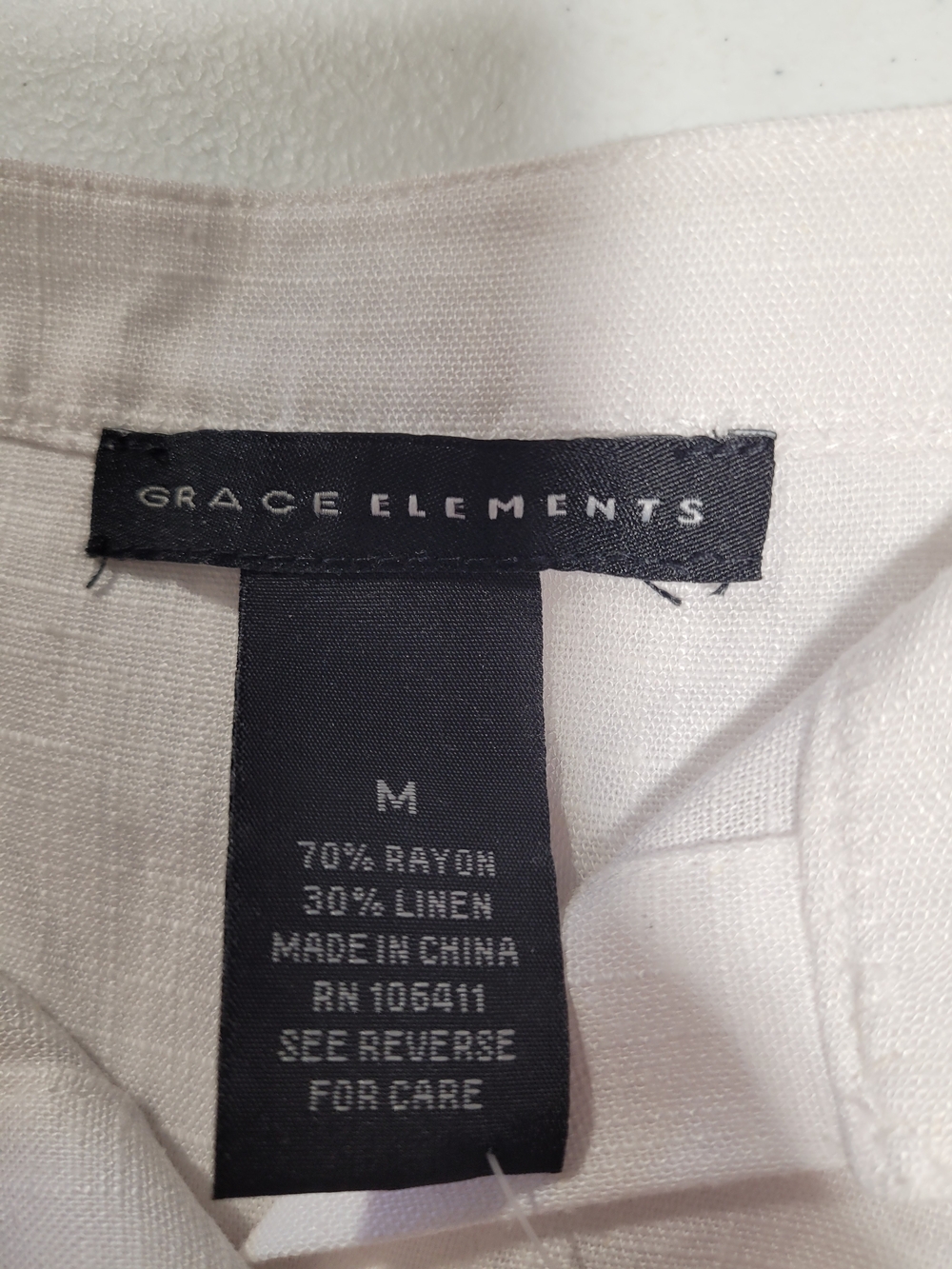 Grace Elements White Button-Front Women's Tunic - Picture 2 of 4
